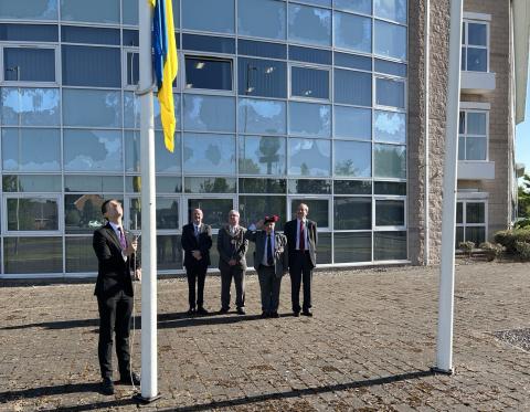 Raising of flag signals new stage in friendship with Ukraine
